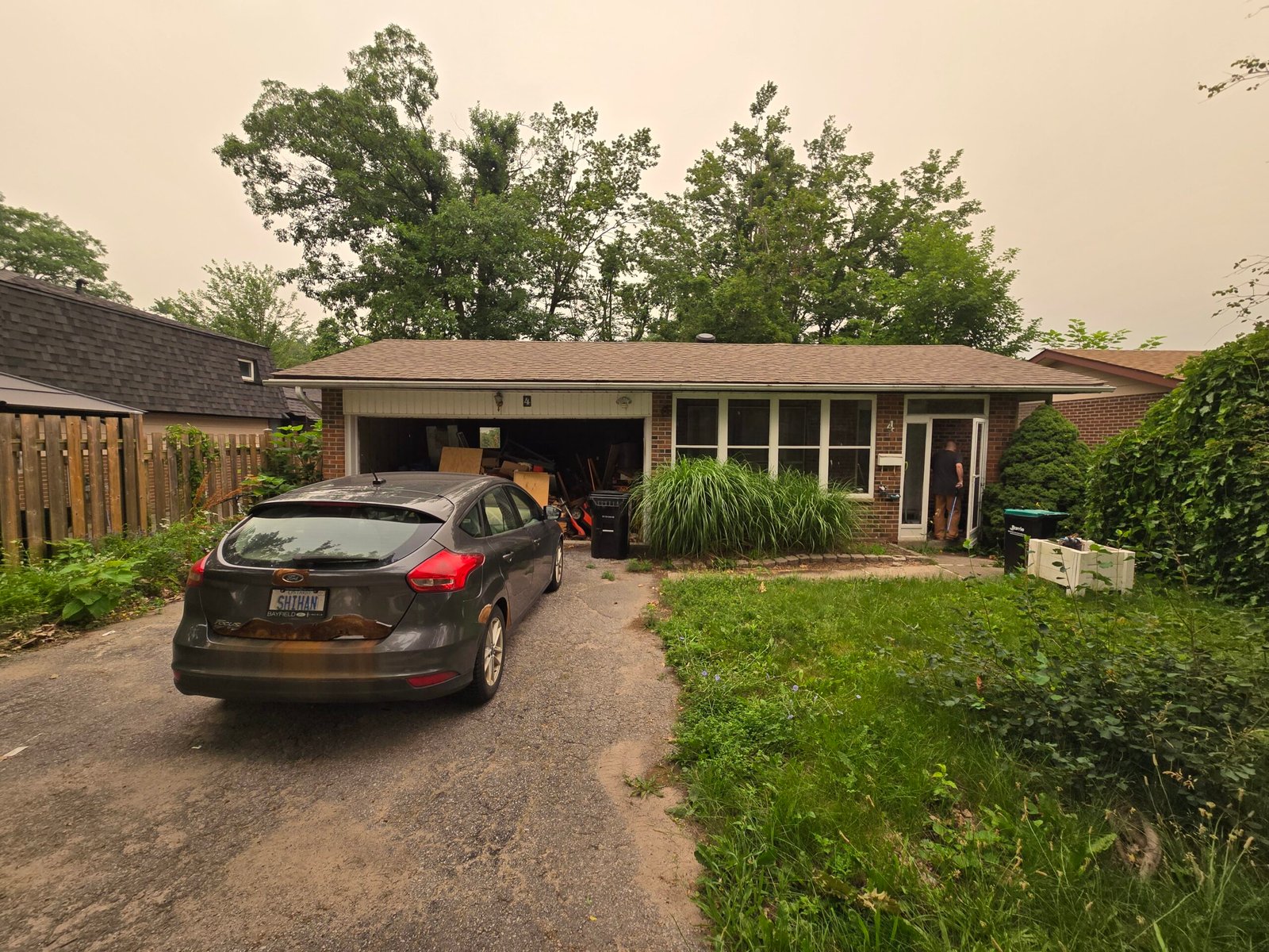 Bedford Park-Nortown residential property