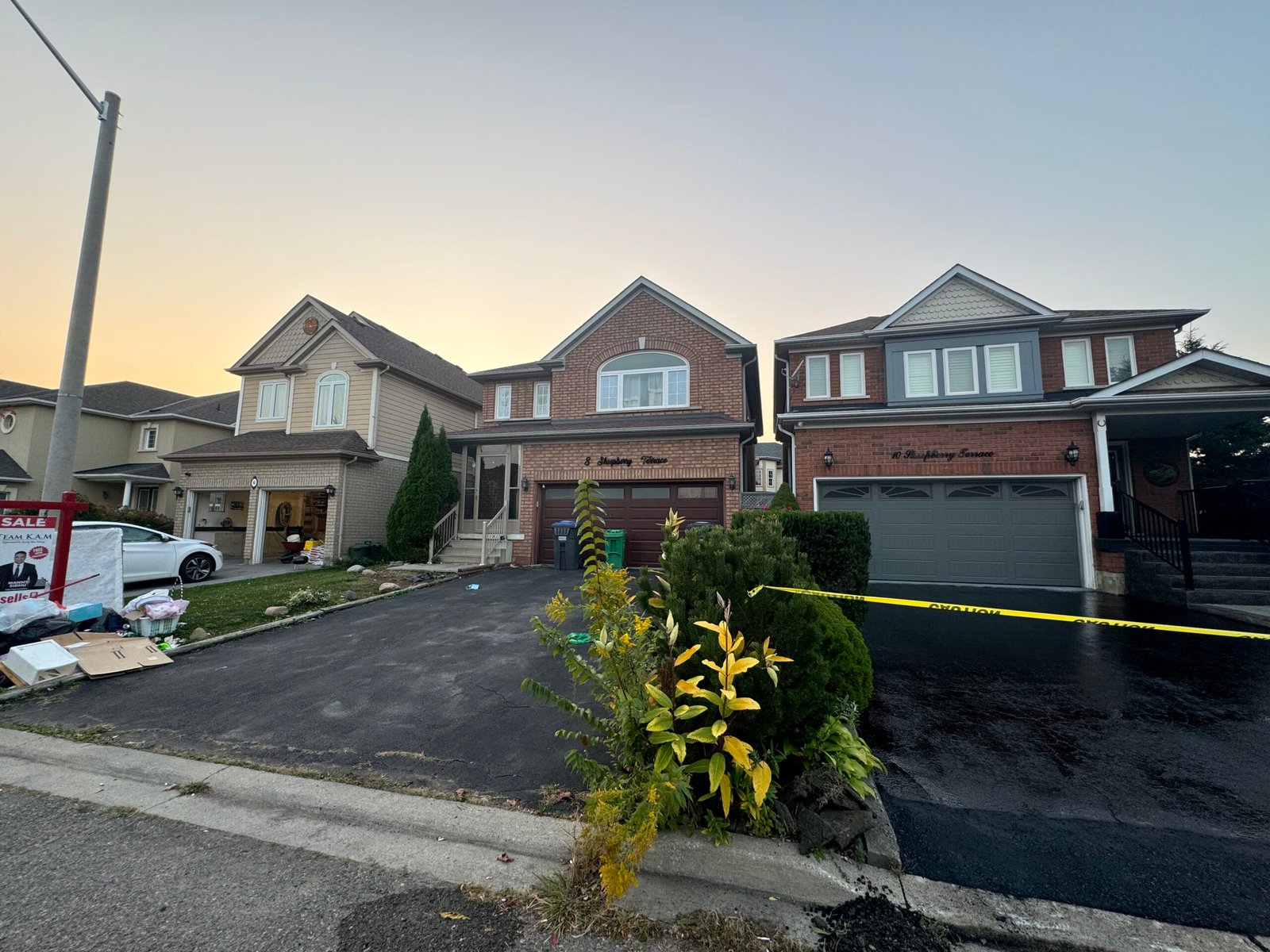 Cash home buying property in North Etobicoke
