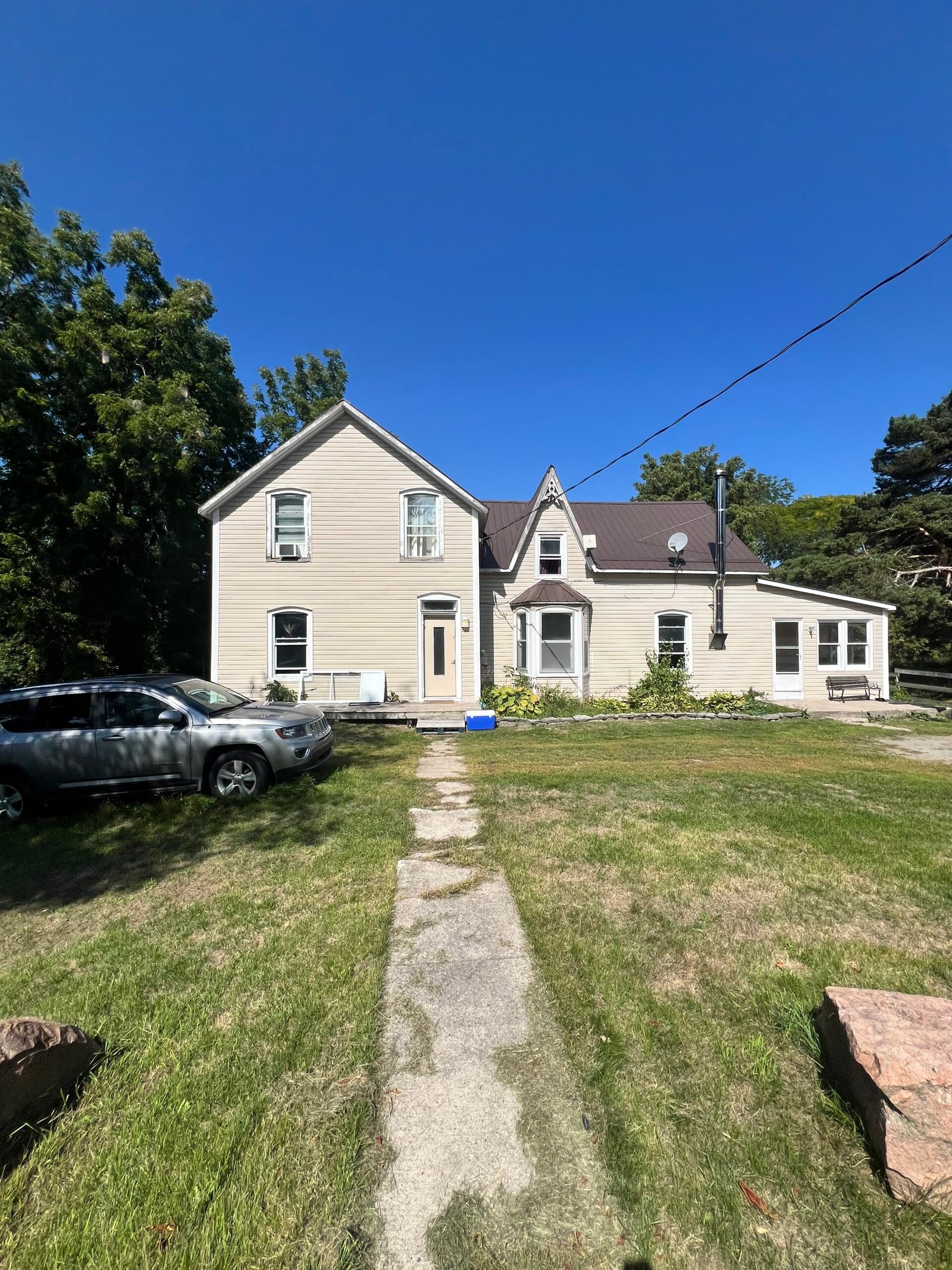 Bedford Park-Nortown home