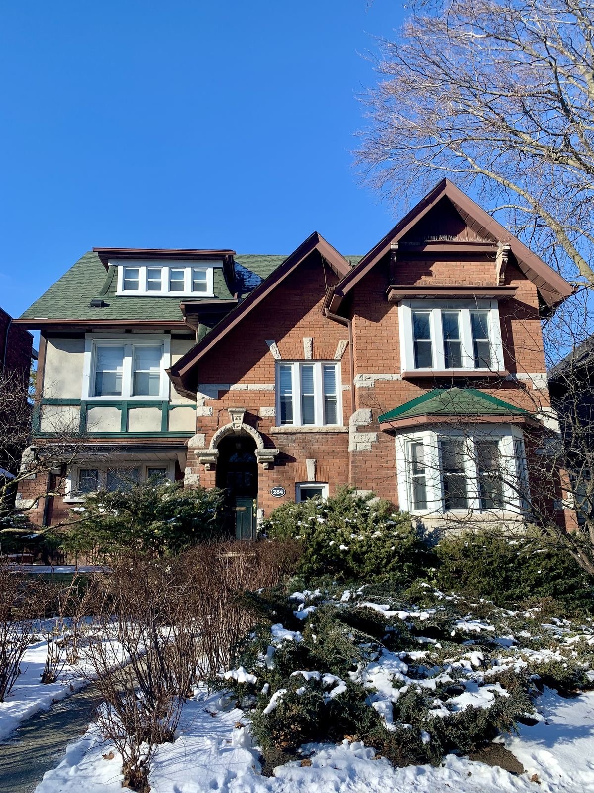 Castlemore Crossing property