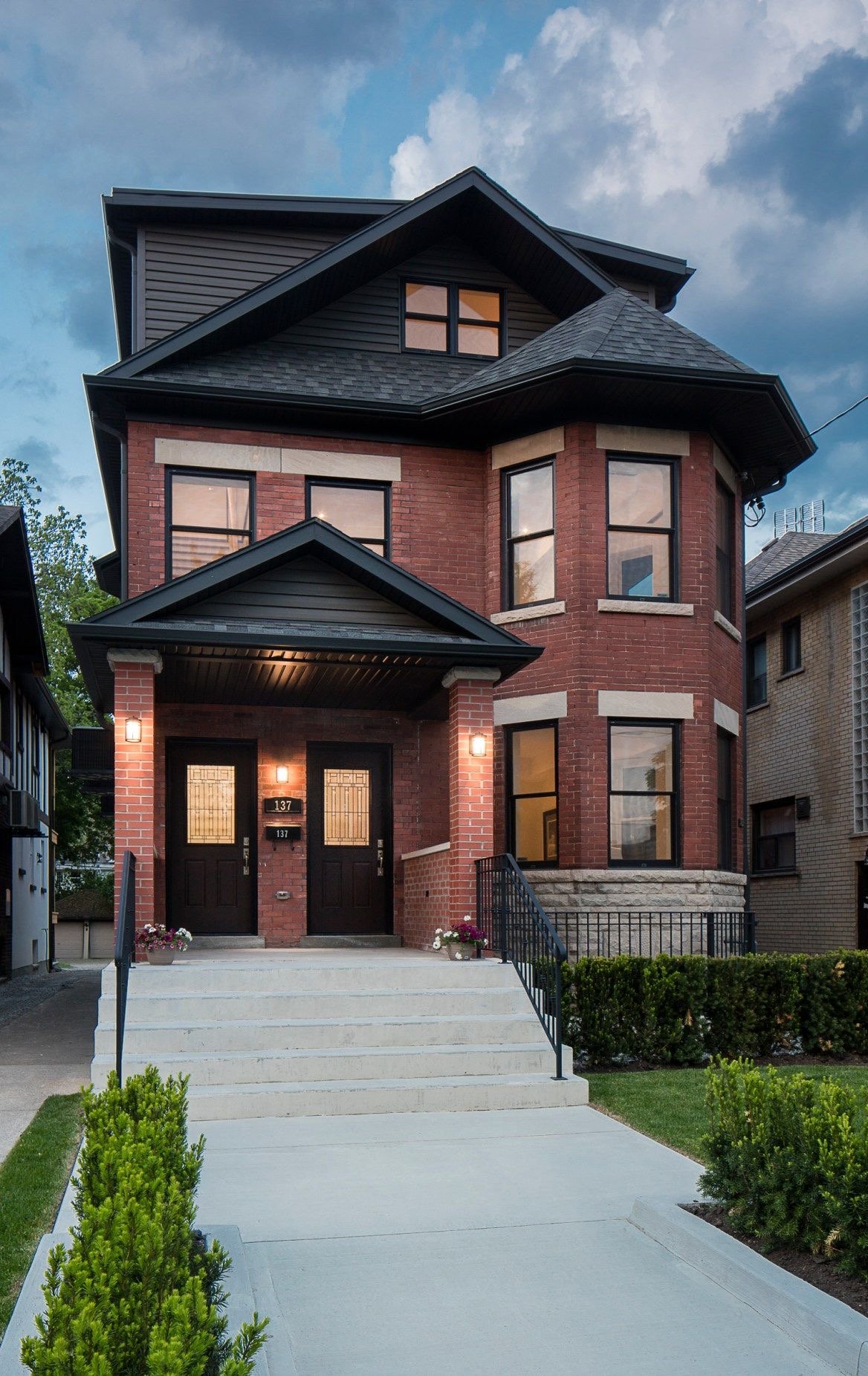 Harding Richmond Hill residential property
